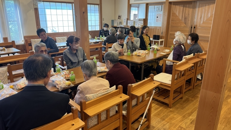 交流会の様子写真